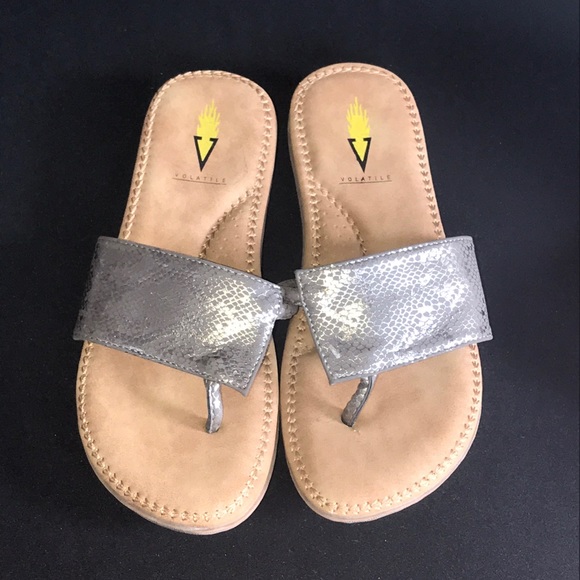 Volatile Slip On Sandals - Picture 2 of 10
